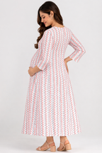 White Zig-Zag Printed Cotton Blend Maternity Kurti with Double Side Feeding Zip