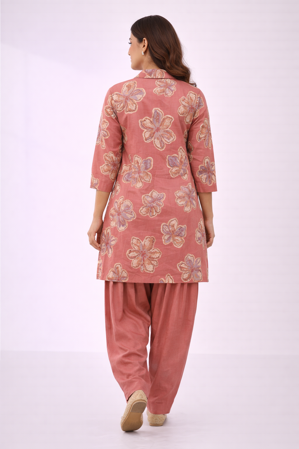Peach Floral Co-Ord Set with Patiala Pant – Collar Neck Ethnic Casual Wear