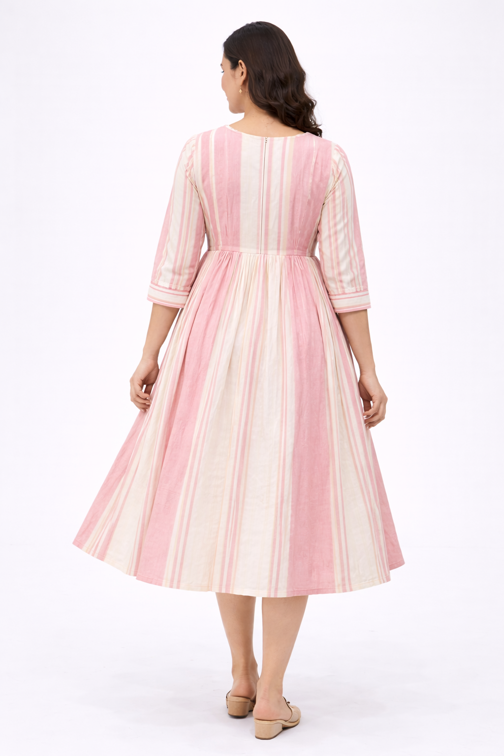 White & Pink Floral Printed Maternity Umbrella Kurti with Double Side Invisible Zip – Cotton Blend Feeding Wear