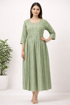 Pista Green Maternity Umbrella Dress with Double Side Invisible Zip