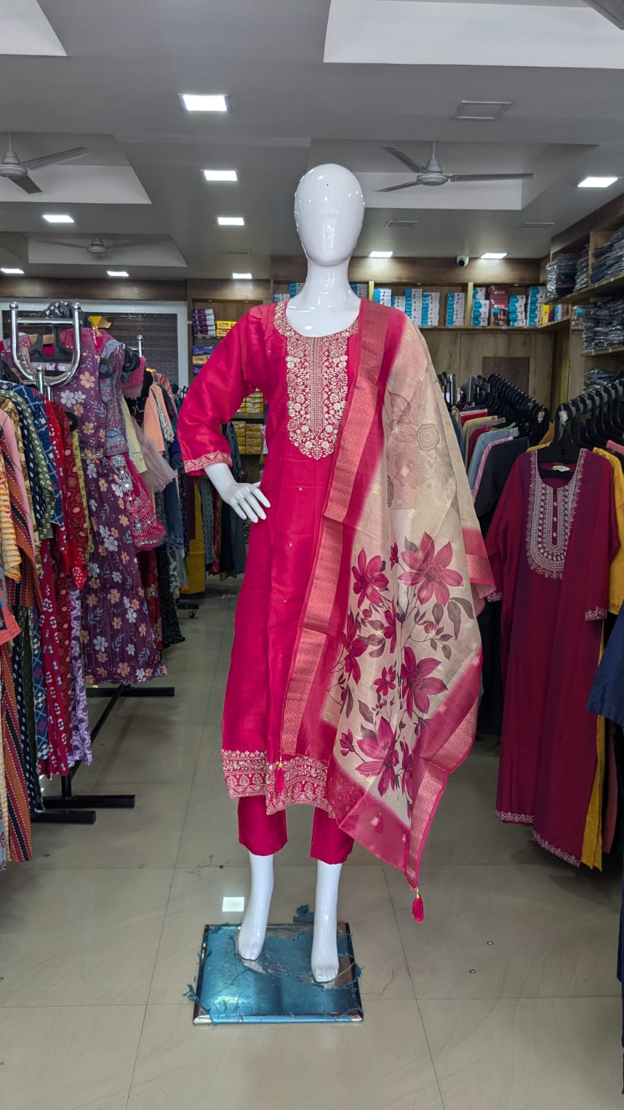 Rani Pink Embroidered Kurta Set with Floral Organza Dupatta – Festive & Wedding Wear