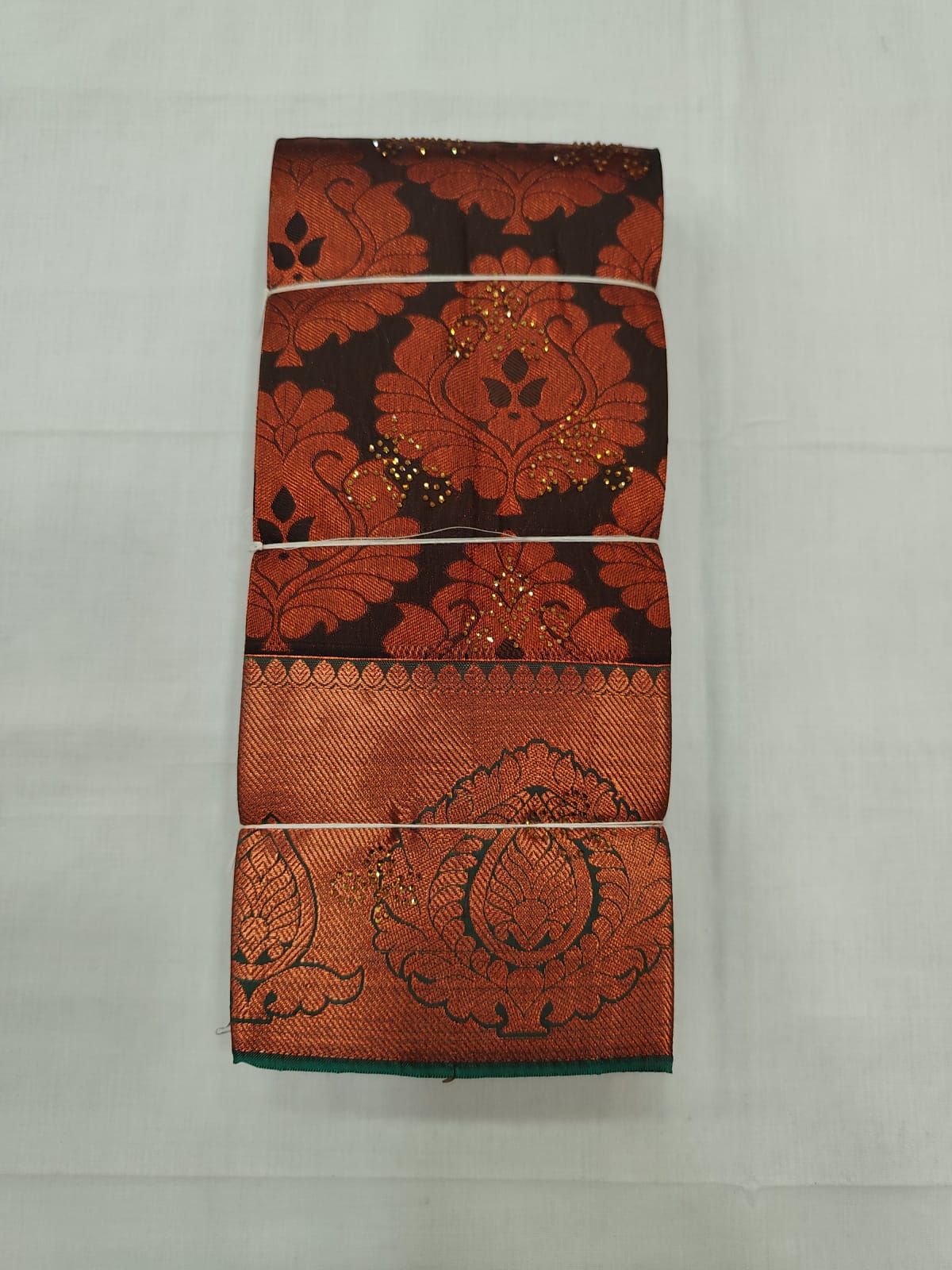 Elegant Brown Silk Saree with Copper Zari Floral Design – Traditional Festive Wear